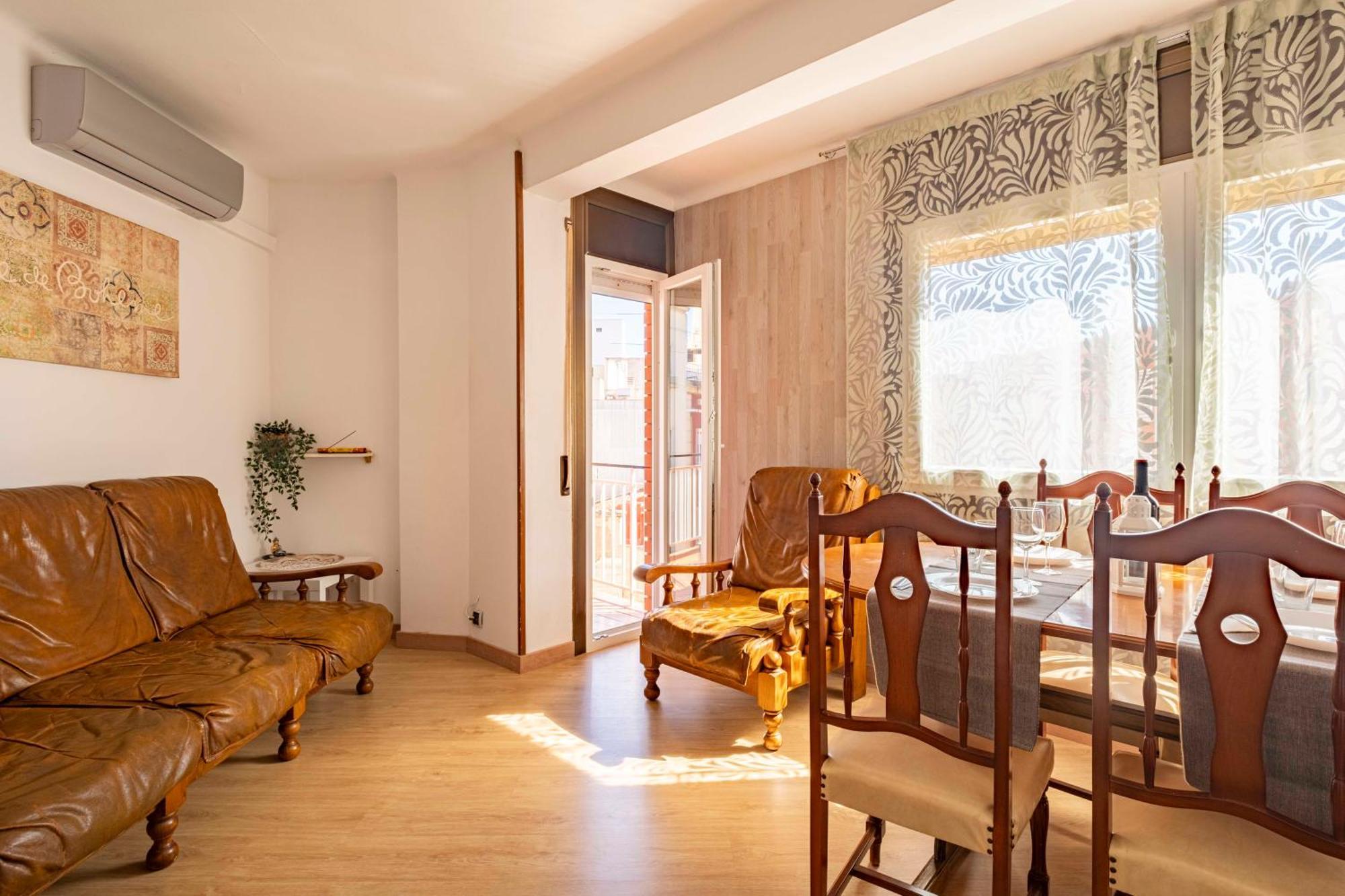 5 Min To The Sea And 15 Min To Barcelona Center Apartment Sant Adria de Besos Exterior foto