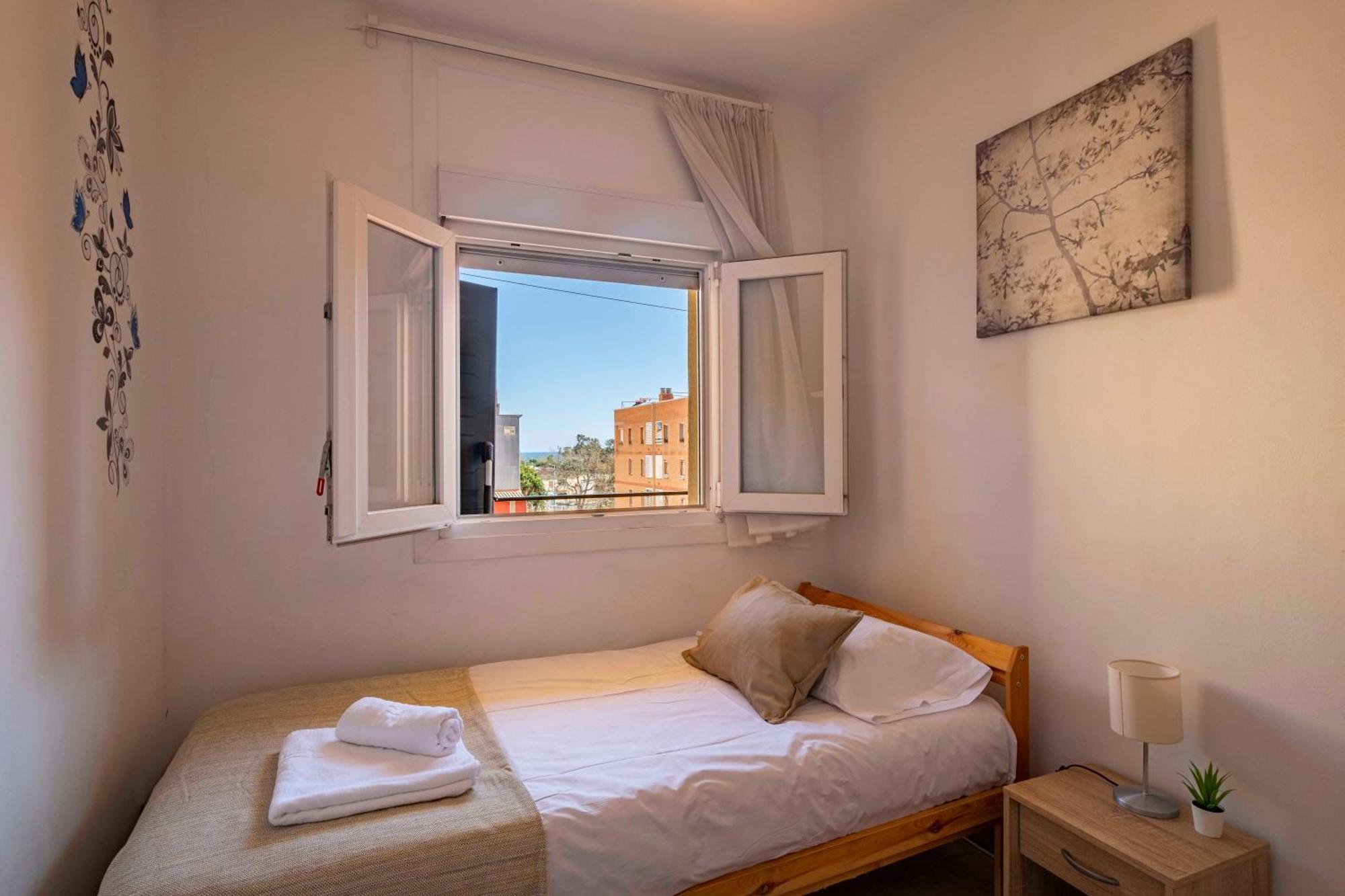 5 Min To The Sea And 15 Min To Barcelona Center Apartment Sant Adria de Besos Exterior foto