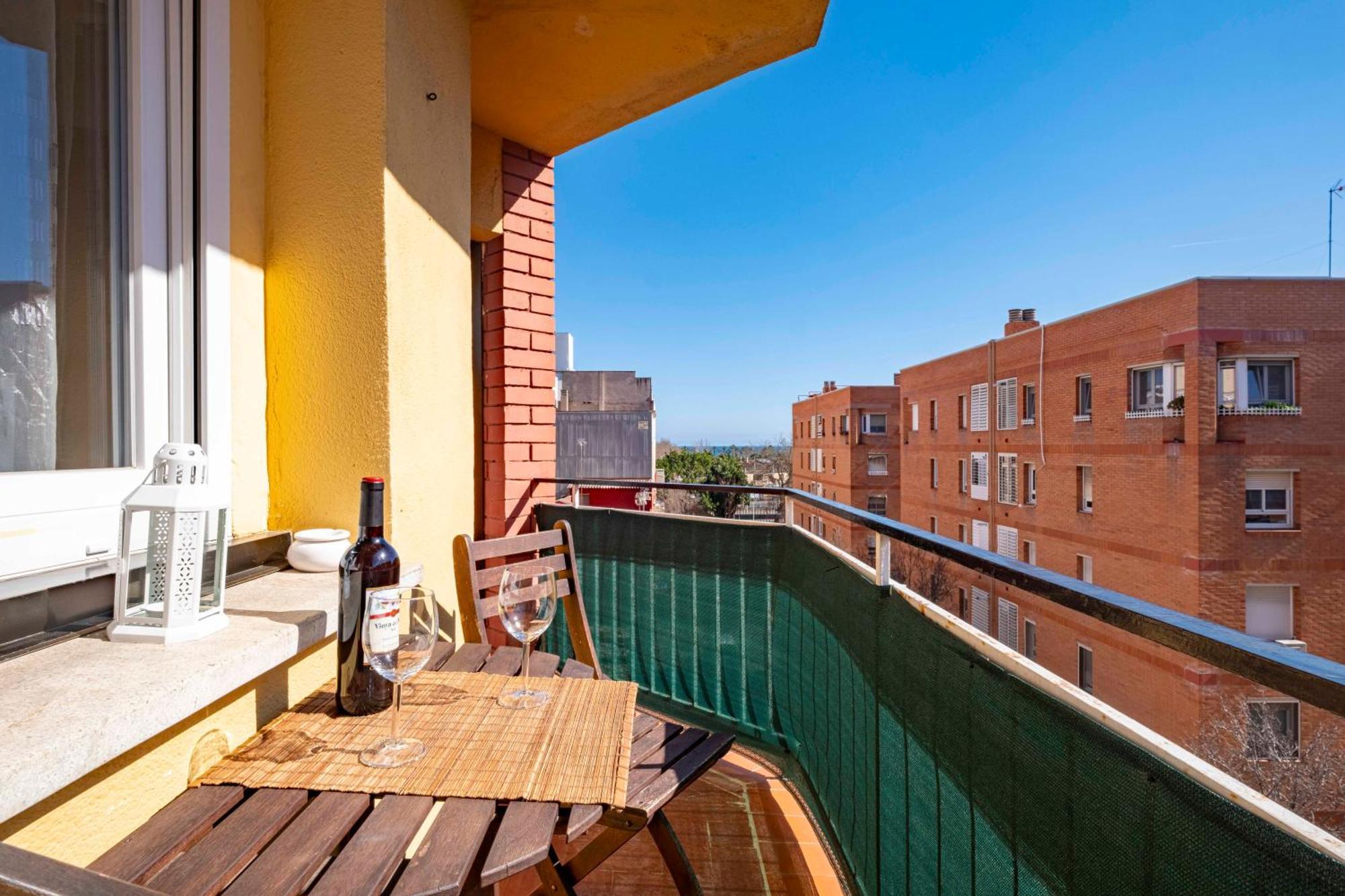 5 Min To The Sea And 15 Min To Barcelona Center Apartment Sant Adria de Besos Exterior foto