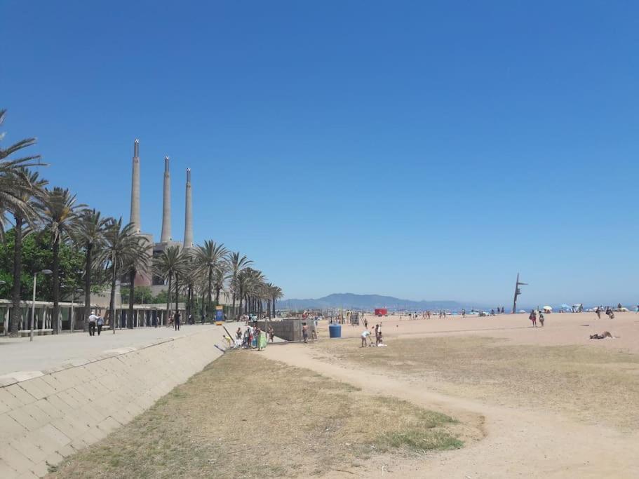 5 Min To The Sea And 15 Min To Barcelona Center Apartment Sant Adria de Besos Exterior foto